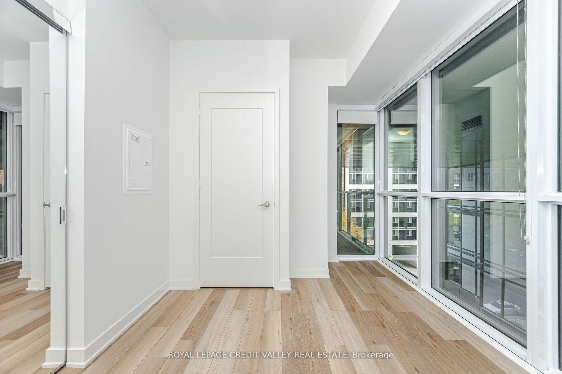 Photo 5 of Unit 413, 70 Princess Street E, Toronto, Waterfront Communities — HOMEH