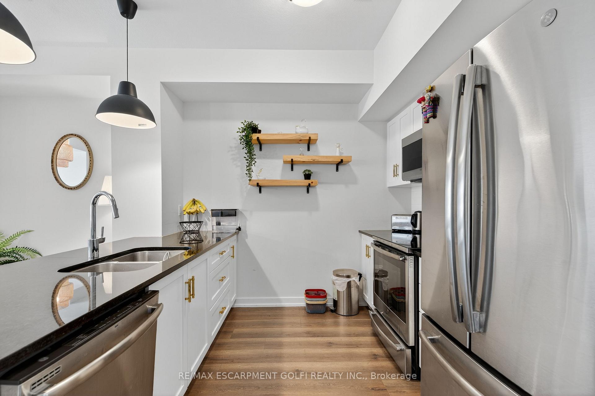 Photo 17 of Unit 21, 288 Glover Road, Hamilton, Fruitland — HOMEH