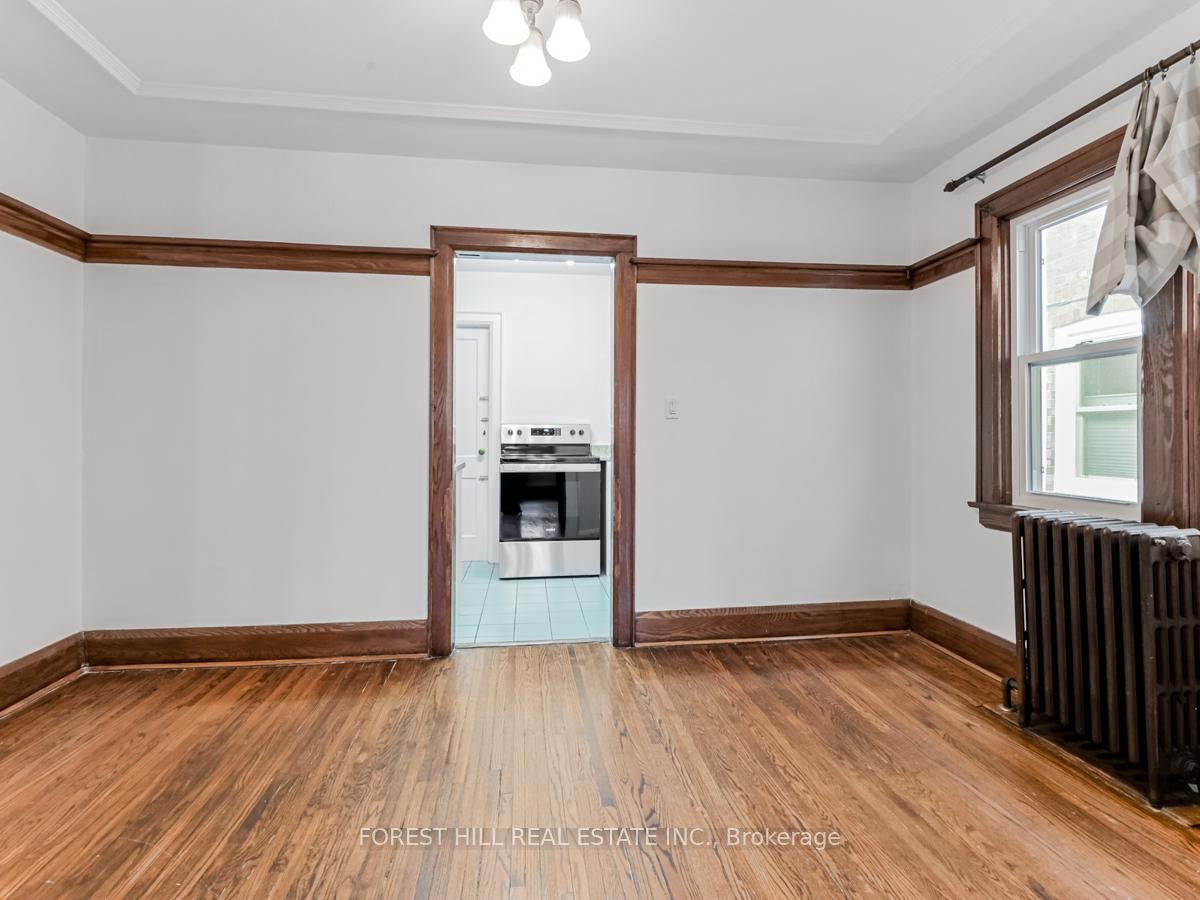Photo 7 of Unit MAIN, 27 Scarboro Beach Boulevard E, Toronto, The Beaches — HOMEH