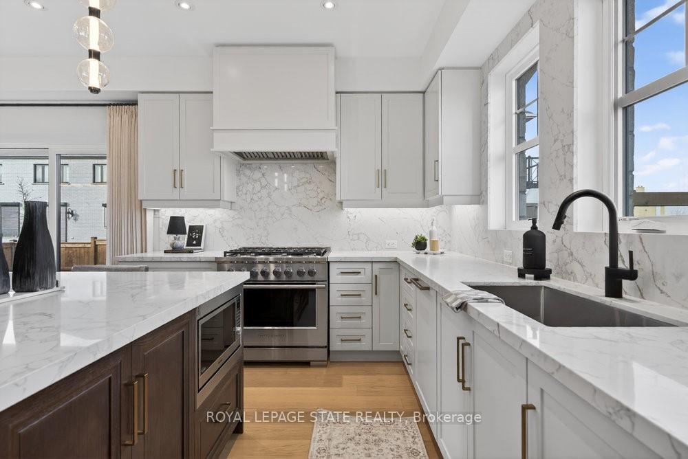 Photo 42 of Unit 7, 100 Watershore Drive, Hamilton, Stoney Creek — HOMEH