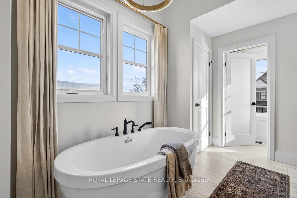 Photo 20 of Unit 7, 100 Watershore Drive, Hamilton, Stoney Creek — HOMEH