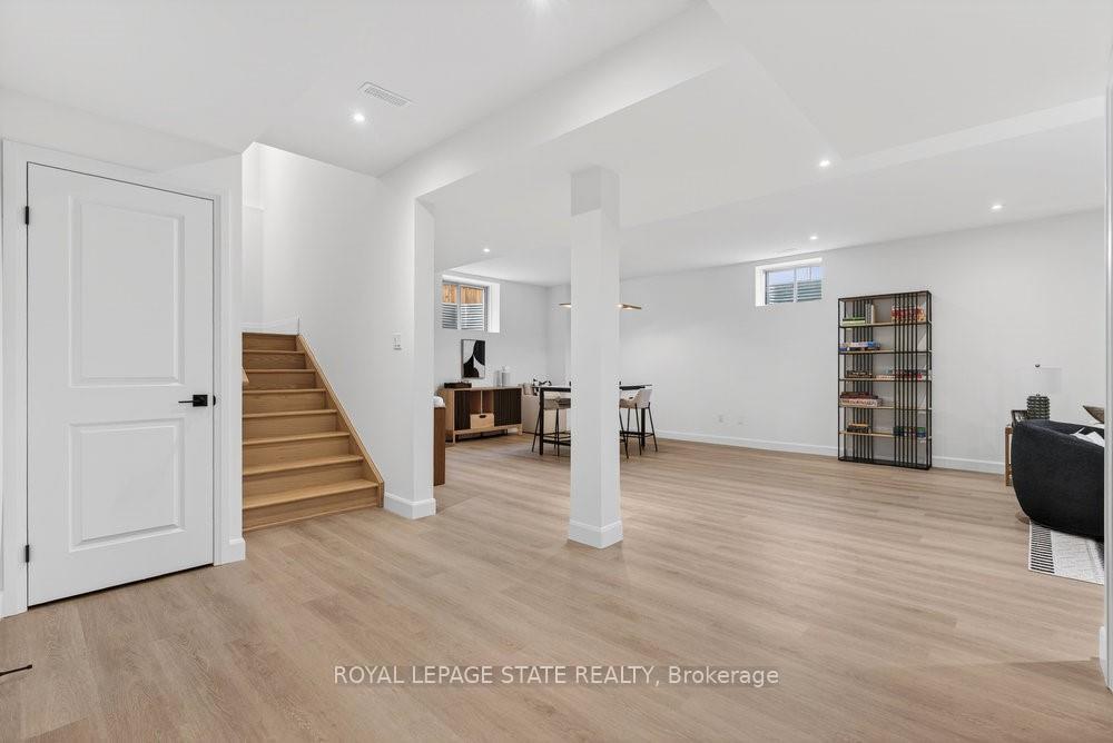 Photo 25 of Unit 7, 100 Watershore Drive, Hamilton, Stoney Creek — HOMEH