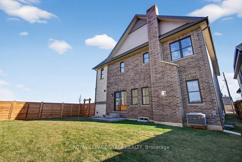 Photo 34 of Unit 7, 100 Watershore Drive, Hamilton, Stoney Creek — HOMEH