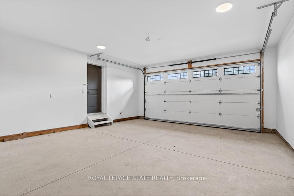 Photo 37 of Unit 7, 100 Watershore Drive, Hamilton, Stoney Creek — HOMEH
