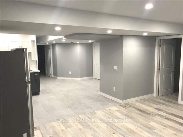 Photo 2 of Unit 2, 25 Yelands Road, Brampton, Northwest Brampton — HOMEH