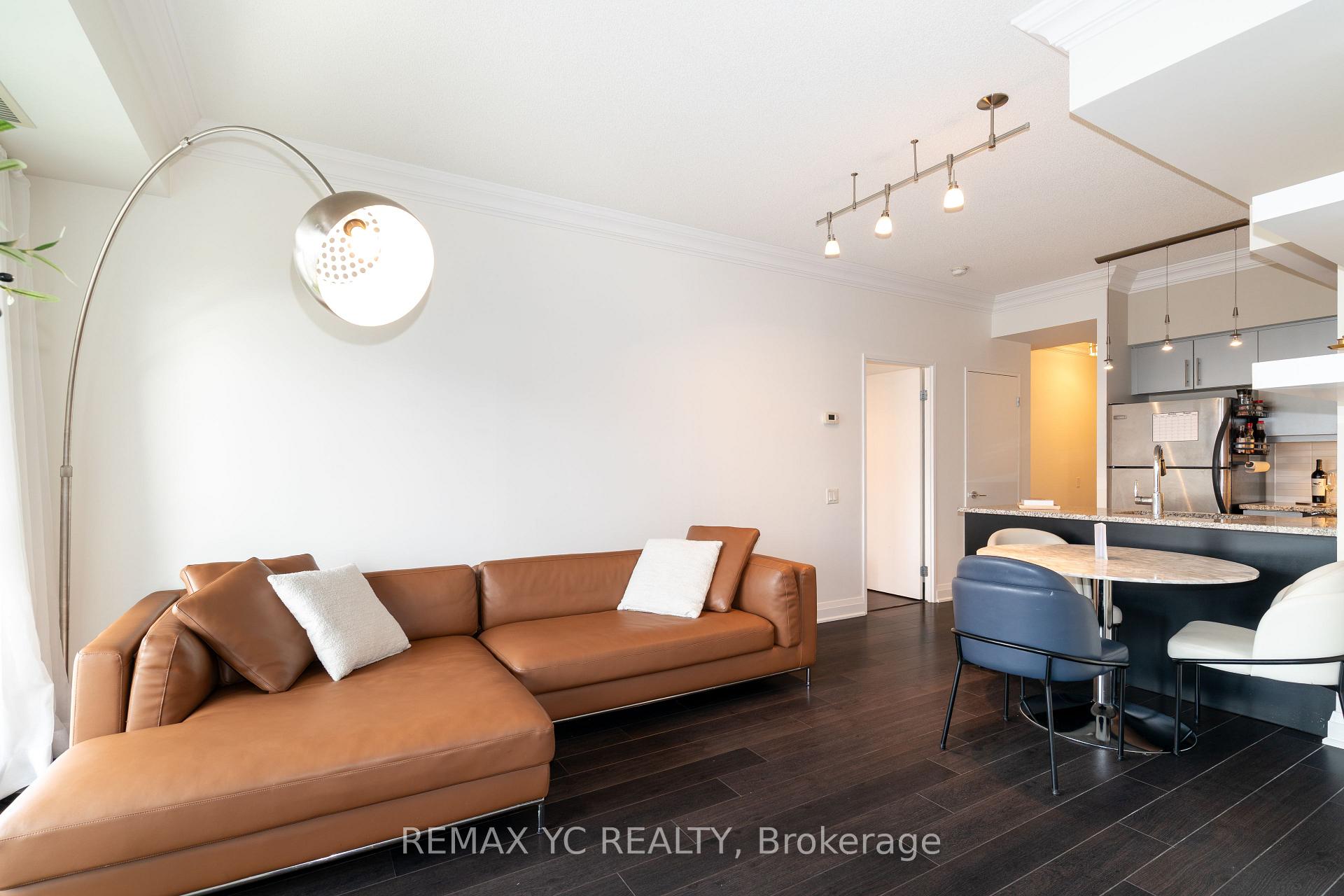 Photo 6 of Unit 1709, 83 Redpath Avenue, Toronto, Mount Pleasant West — HOMEH