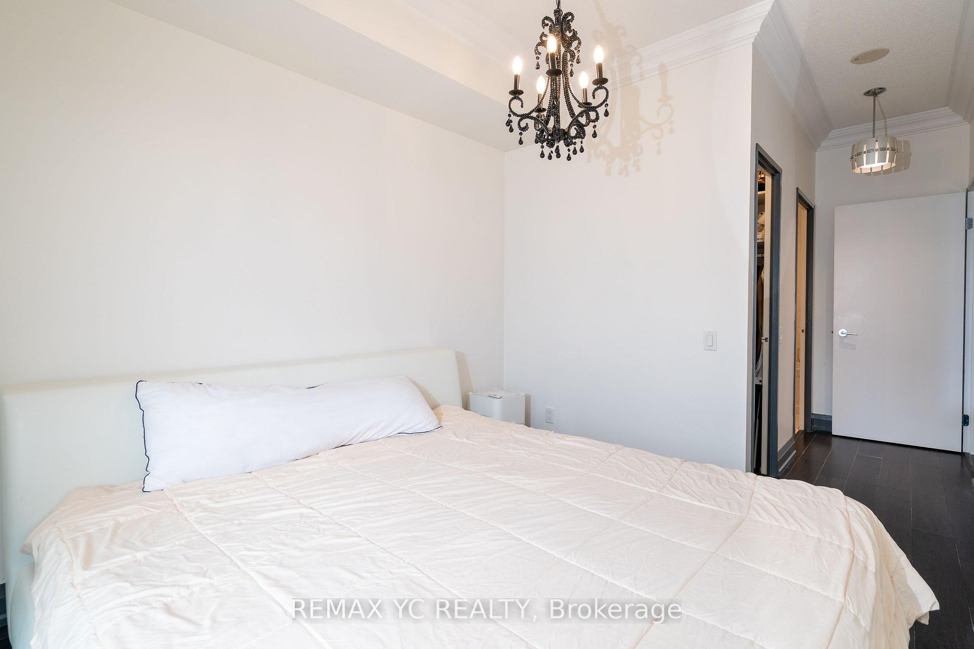 Photo 8 of Unit 1709, 83 Redpath Avenue, Toronto, Mount Pleasant West — HOMEH
