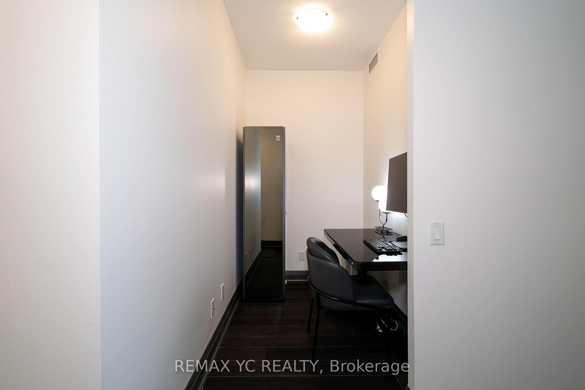 Photo 11 of Unit 1709, 83 Redpath Avenue, Toronto, Mount Pleasant West — HOMEH
