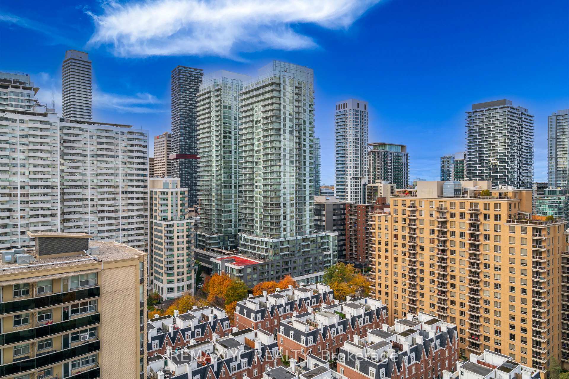 Photo 19 of Unit 1709, 83 Redpath Avenue, Toronto, Mount Pleasant West — HOMEH