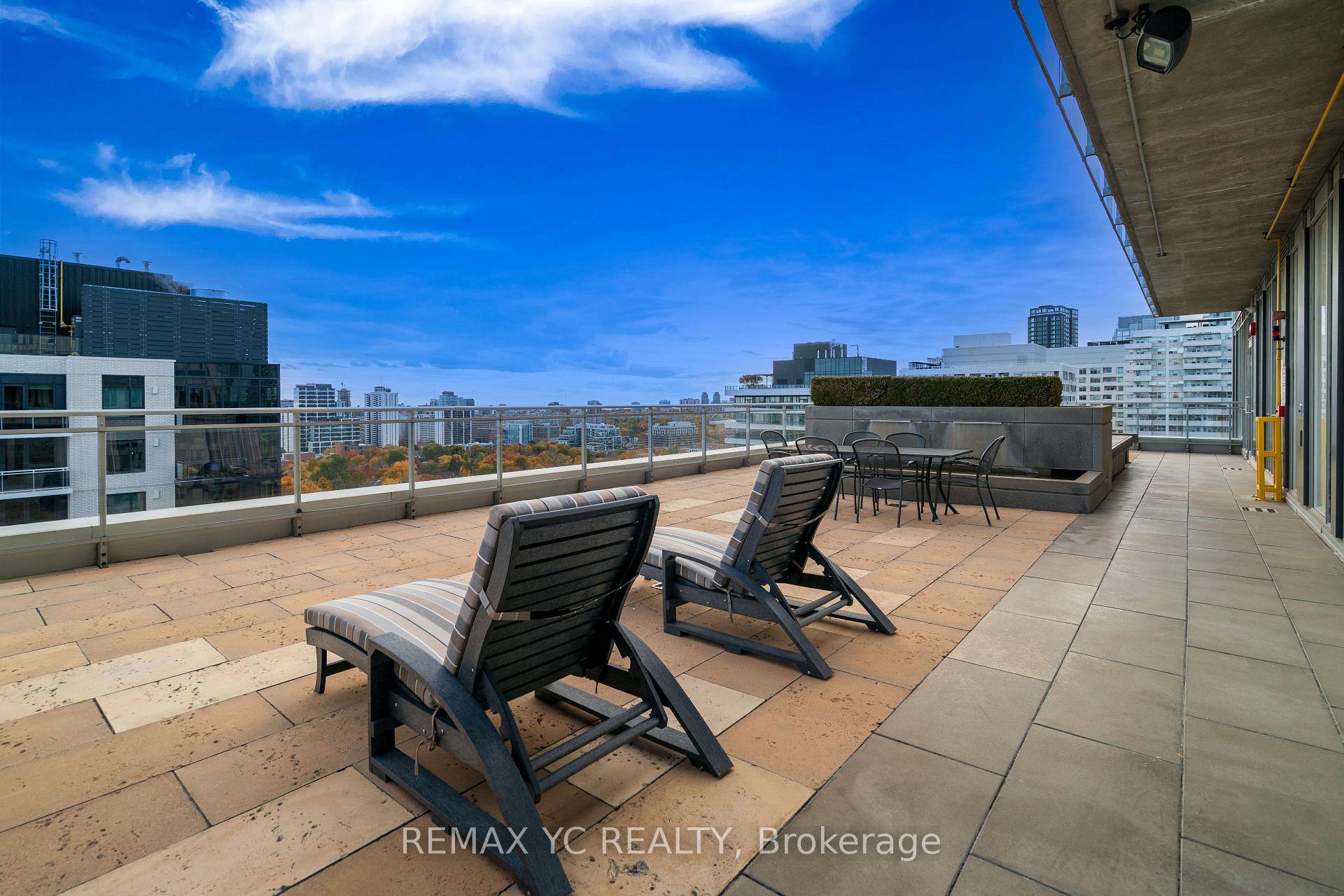 Photo 27 of Unit 1709, 83 Redpath Avenue, Toronto, Mount Pleasant West — HOMEH
