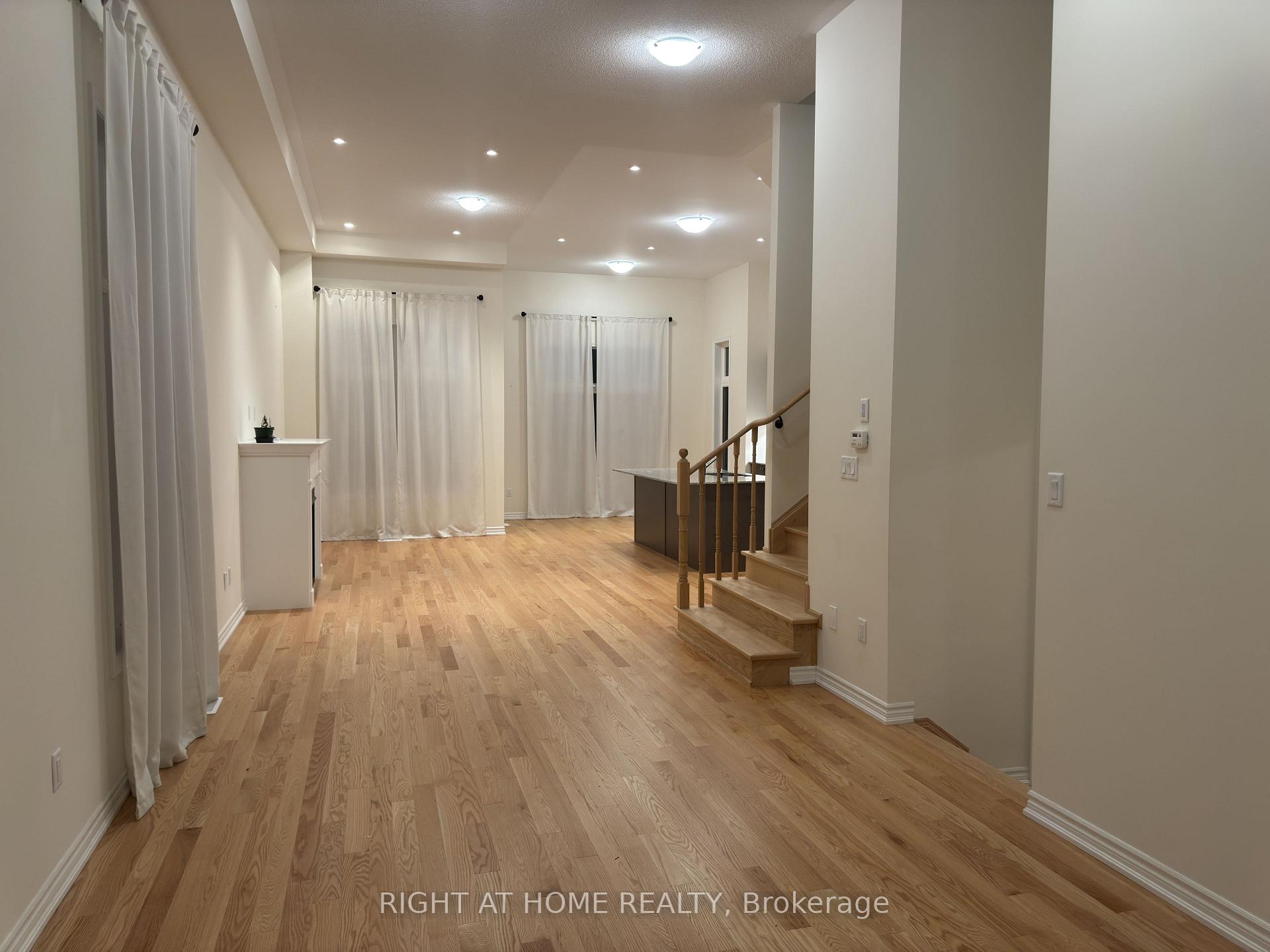 Photo 4 of 1202 Rexton Drive, Oshawa, Kedron — HOMEH