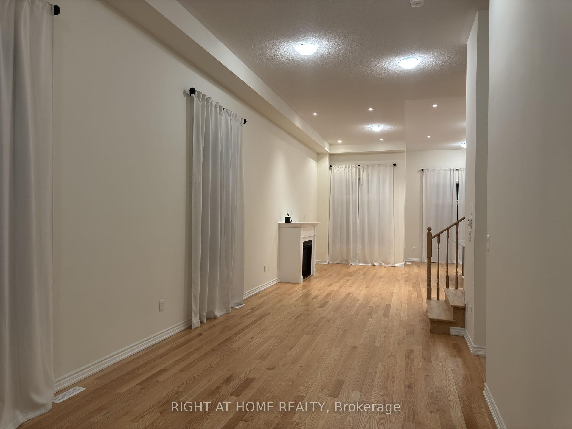 Photo 7 of 1202 Rexton Drive, Oshawa, Kedron — HOMEH