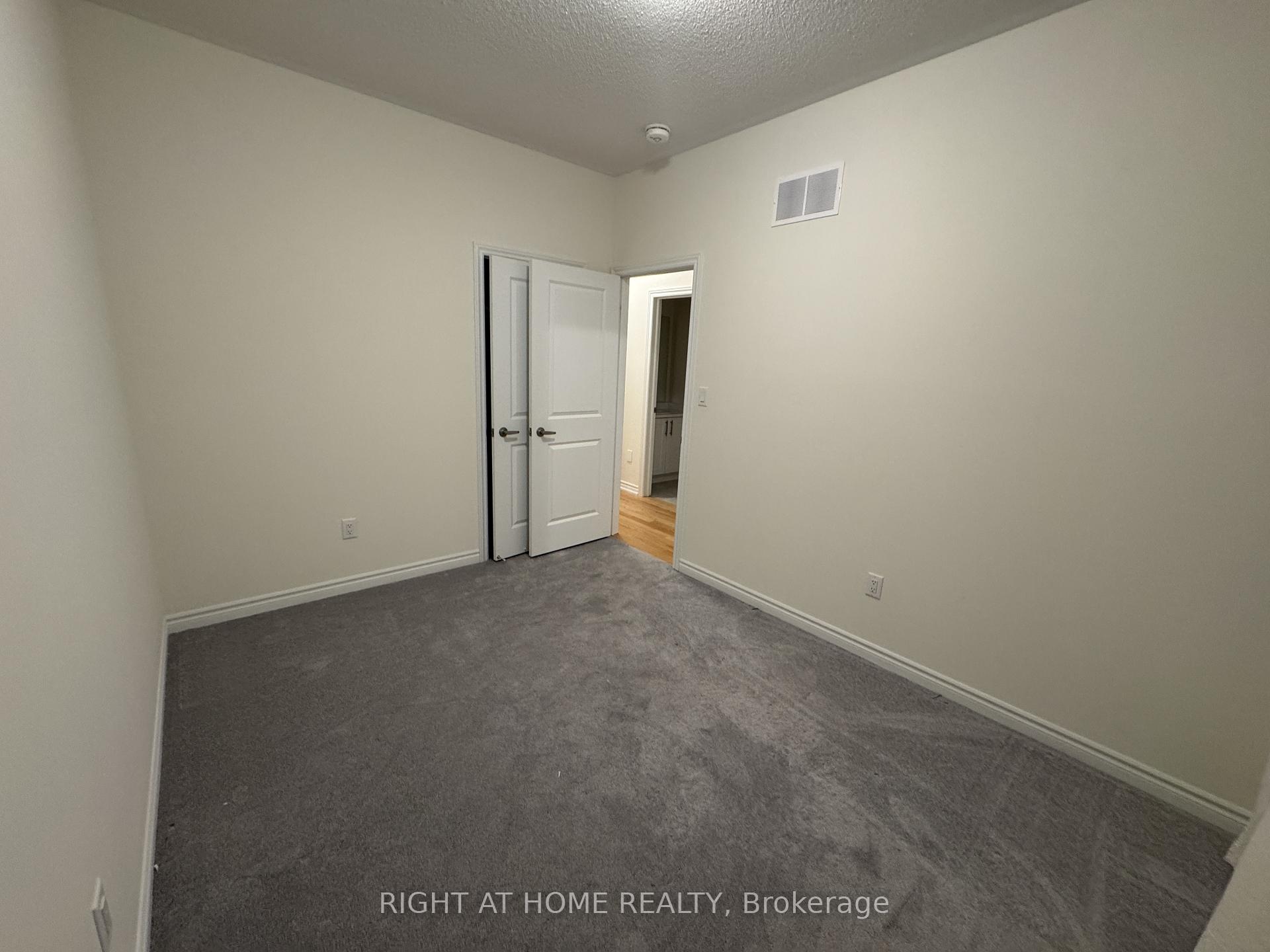 Photo 3 of 1202 Rexton Drive, Oshawa, Kedron — HOMEH