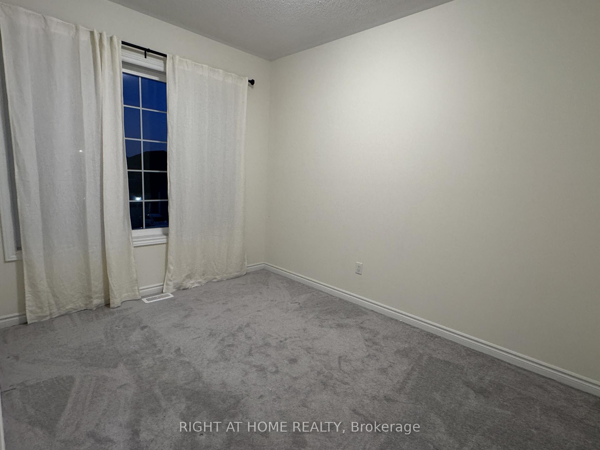 Photo 11 of 1202 Rexton Drive, Oshawa, Kedron — HOMEH