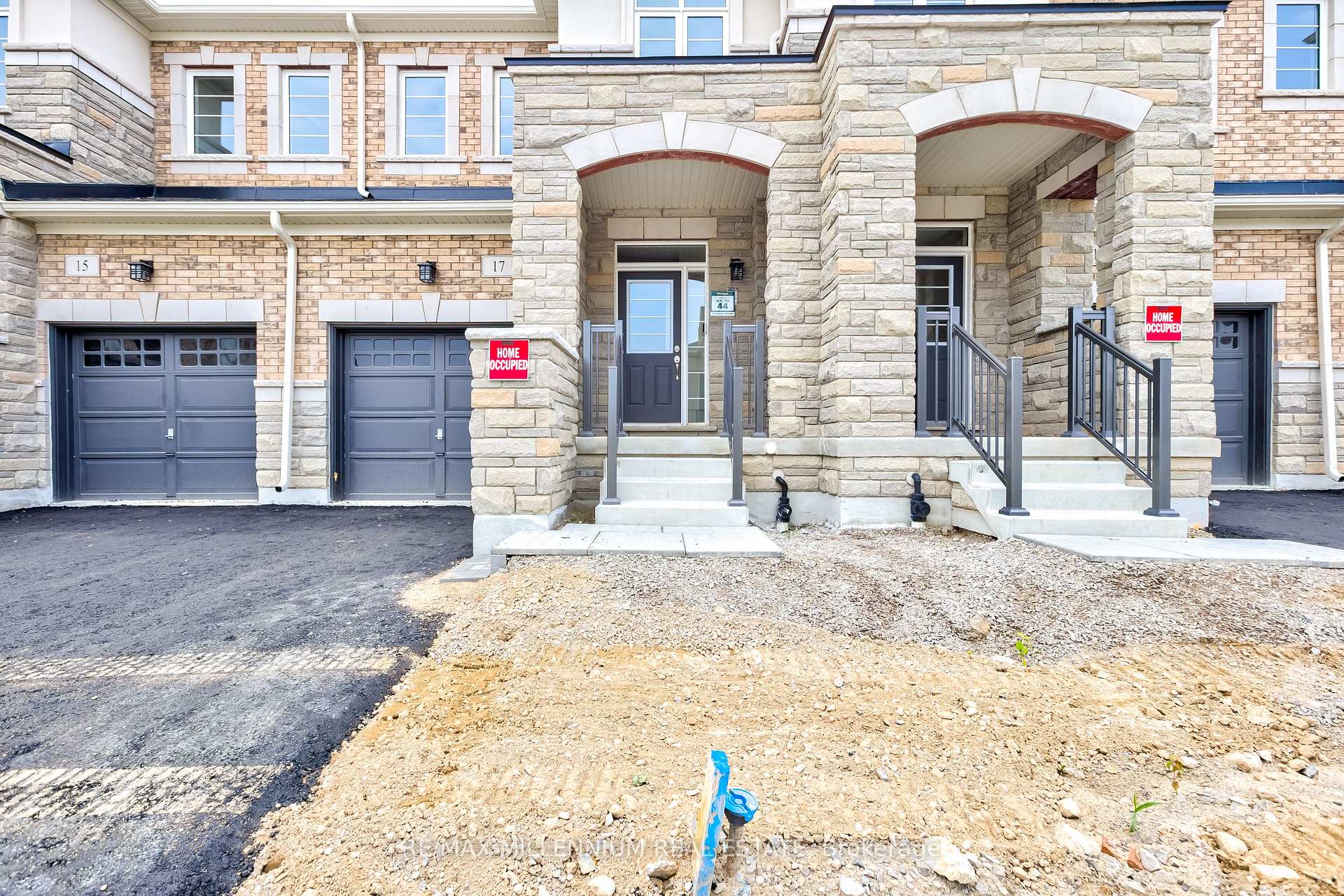 Photo 11 of 23 Gledhill Crescent, Cambridge — HOMEH