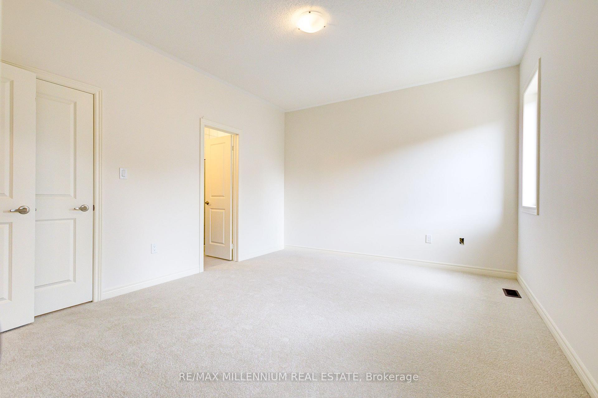 Photo 17 of 23 Gledhill Crescent, Cambridge — HOMEH