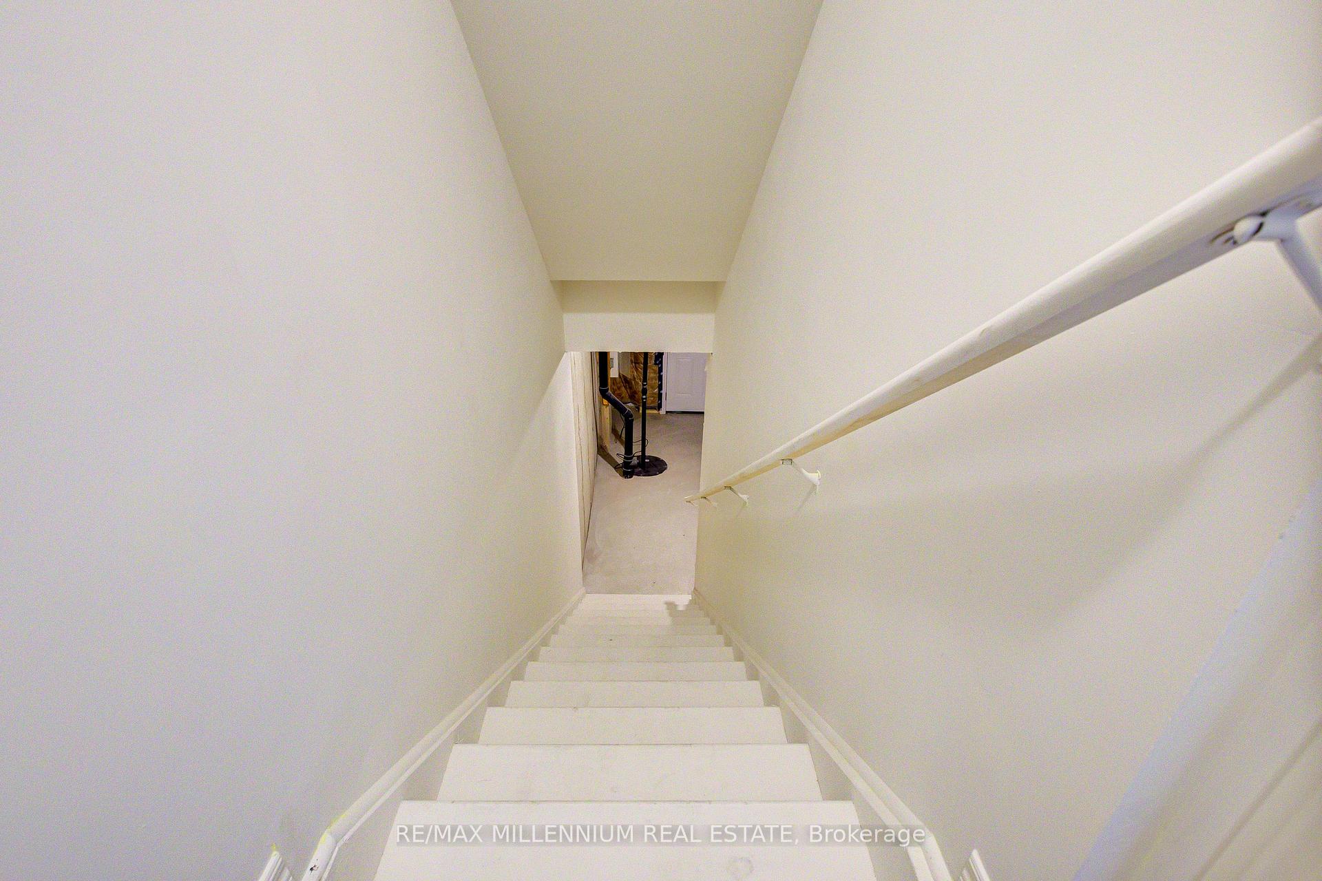 Photo 30 of 23 Gledhill Crescent, Cambridge — HOMEH