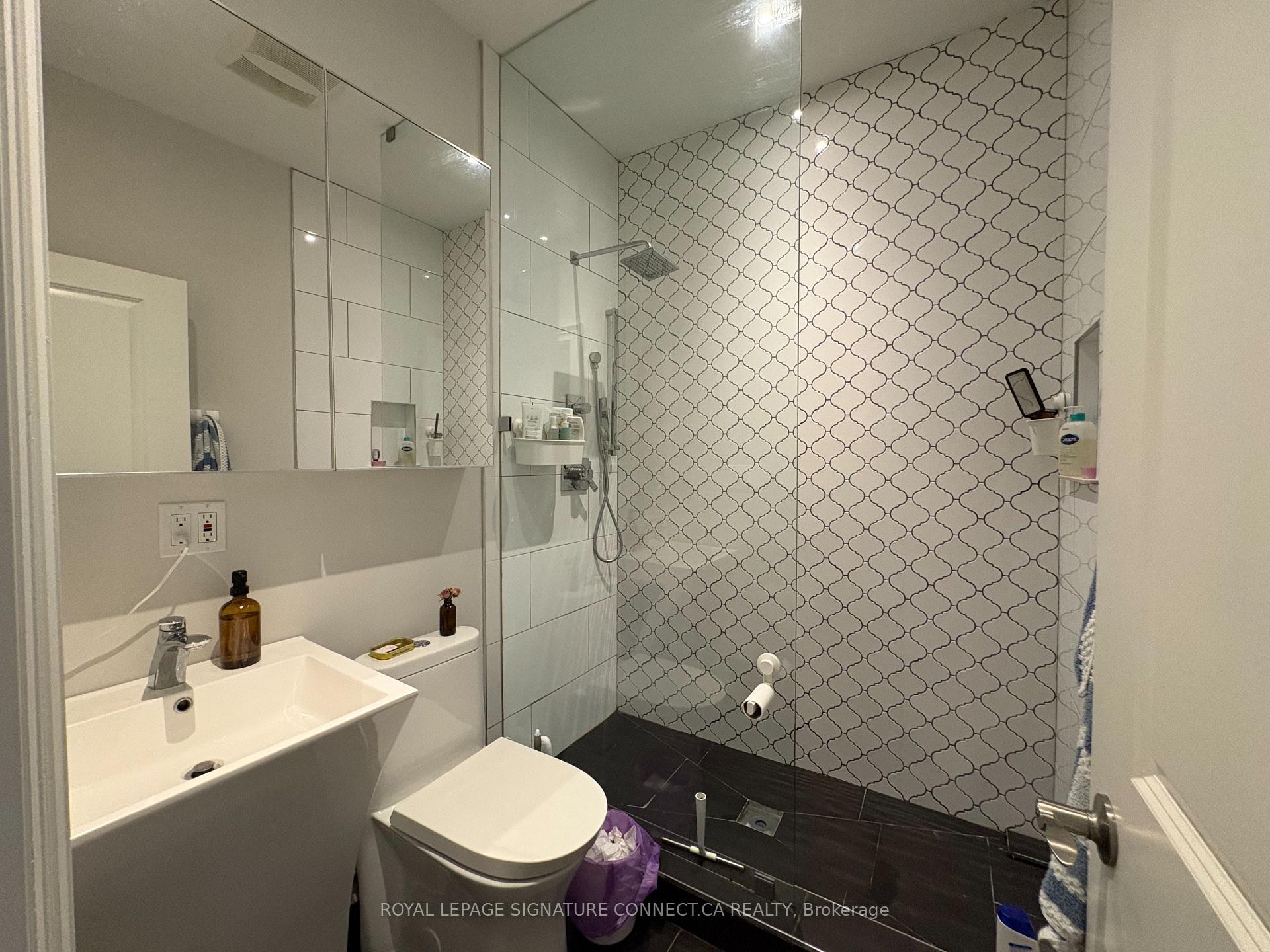Photo 10 of Unit Main, 107 Lindsey Avenue, Toronto, Dufferin Grove — HOMEH