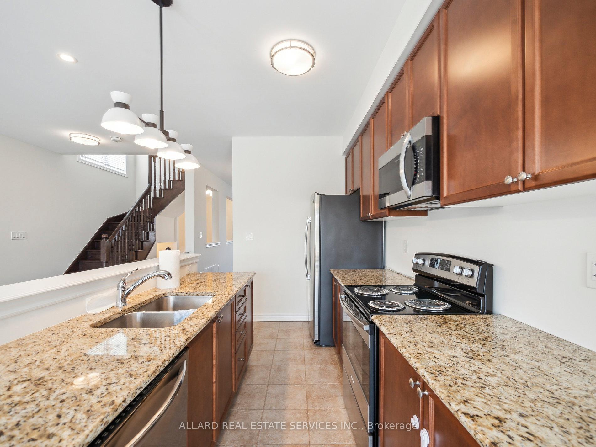 Photo 6 of 545 Cornell Centre Boulevard, Markham, Cornell — HOMEH