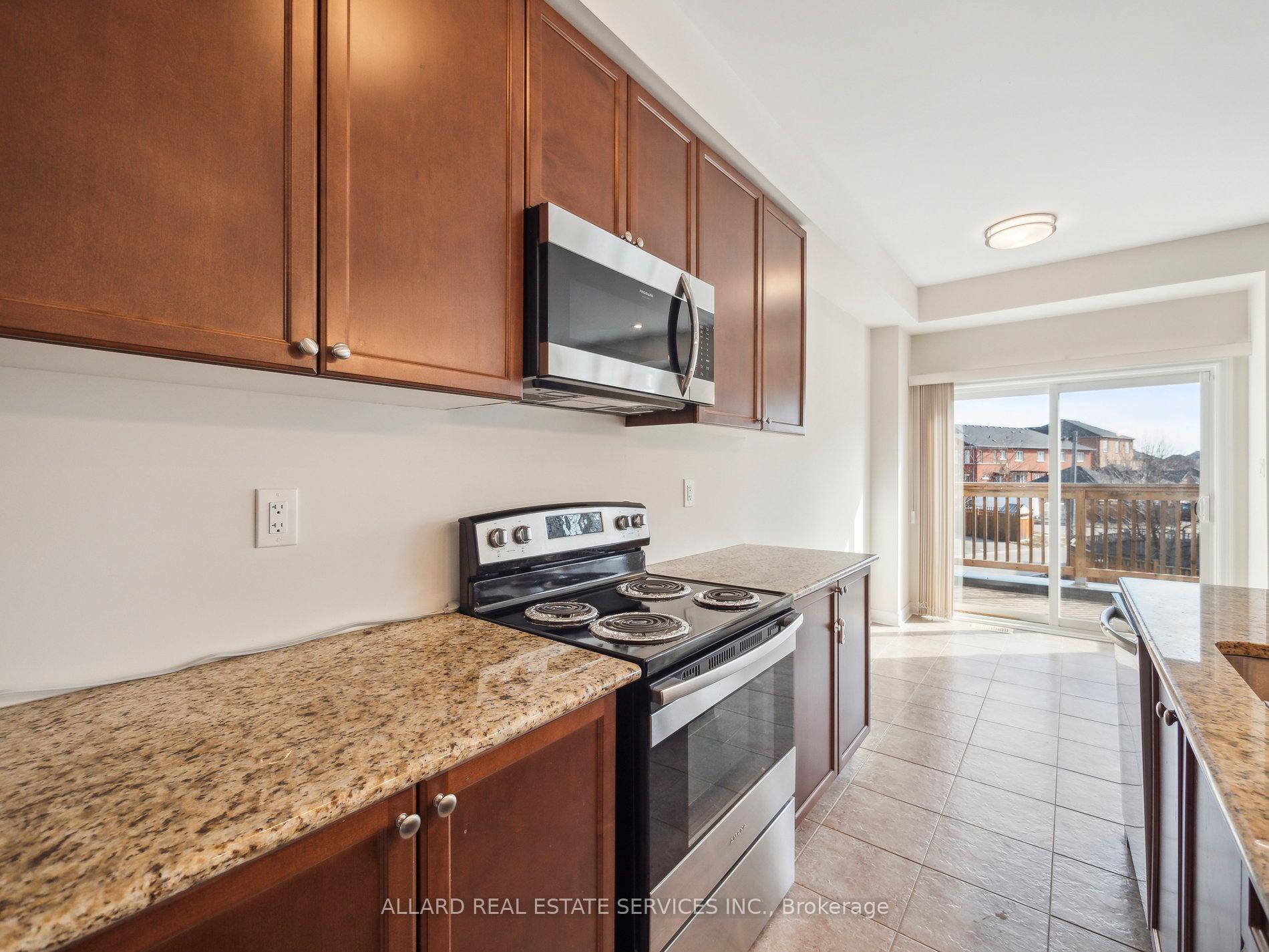Photo 19 of 545 Cornell Centre Boulevard, Markham, Cornell — HOMEH