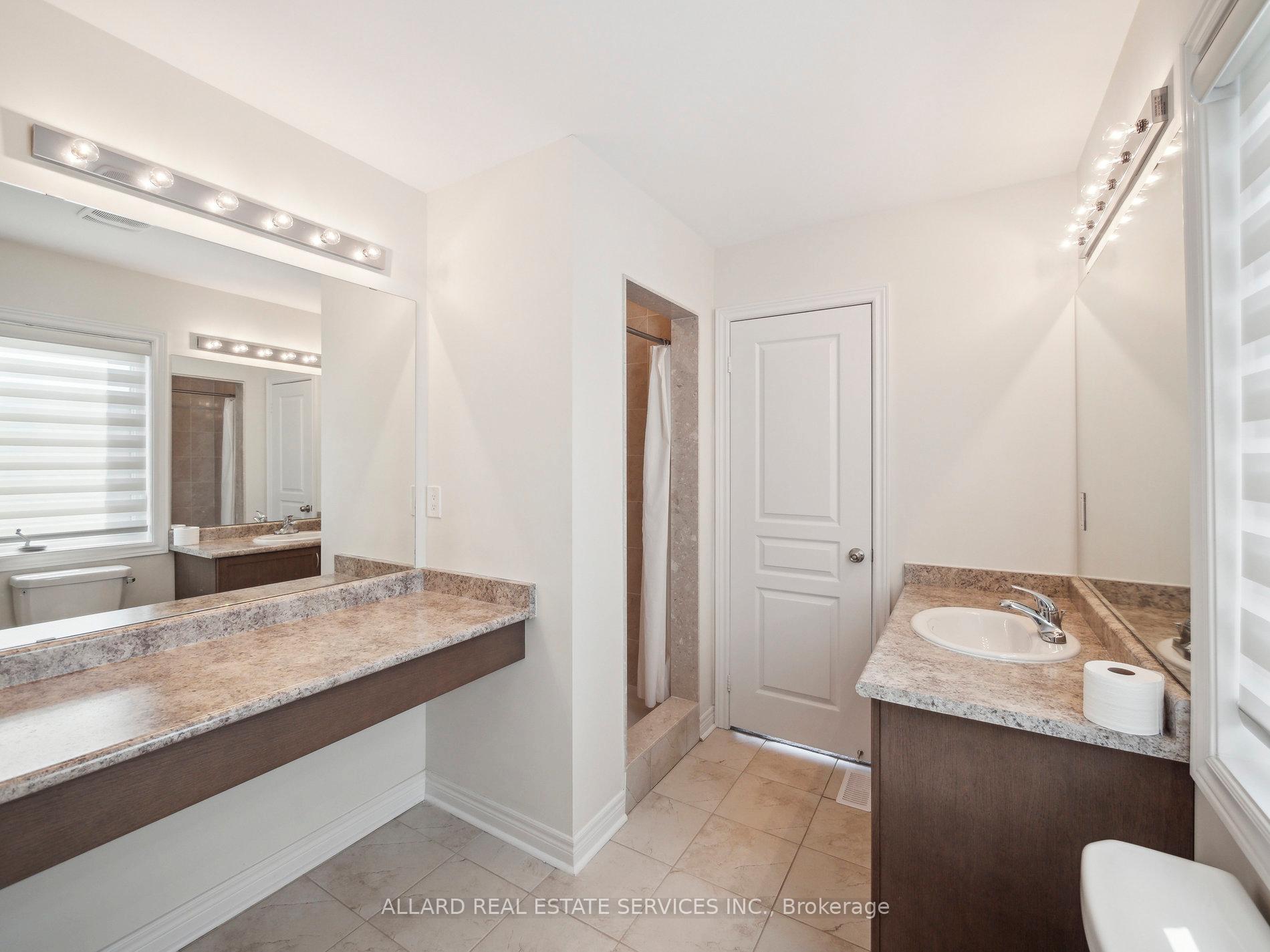 Photo 8 of 545 Cornell Centre Boulevard, Markham, Cornell — HOMEH