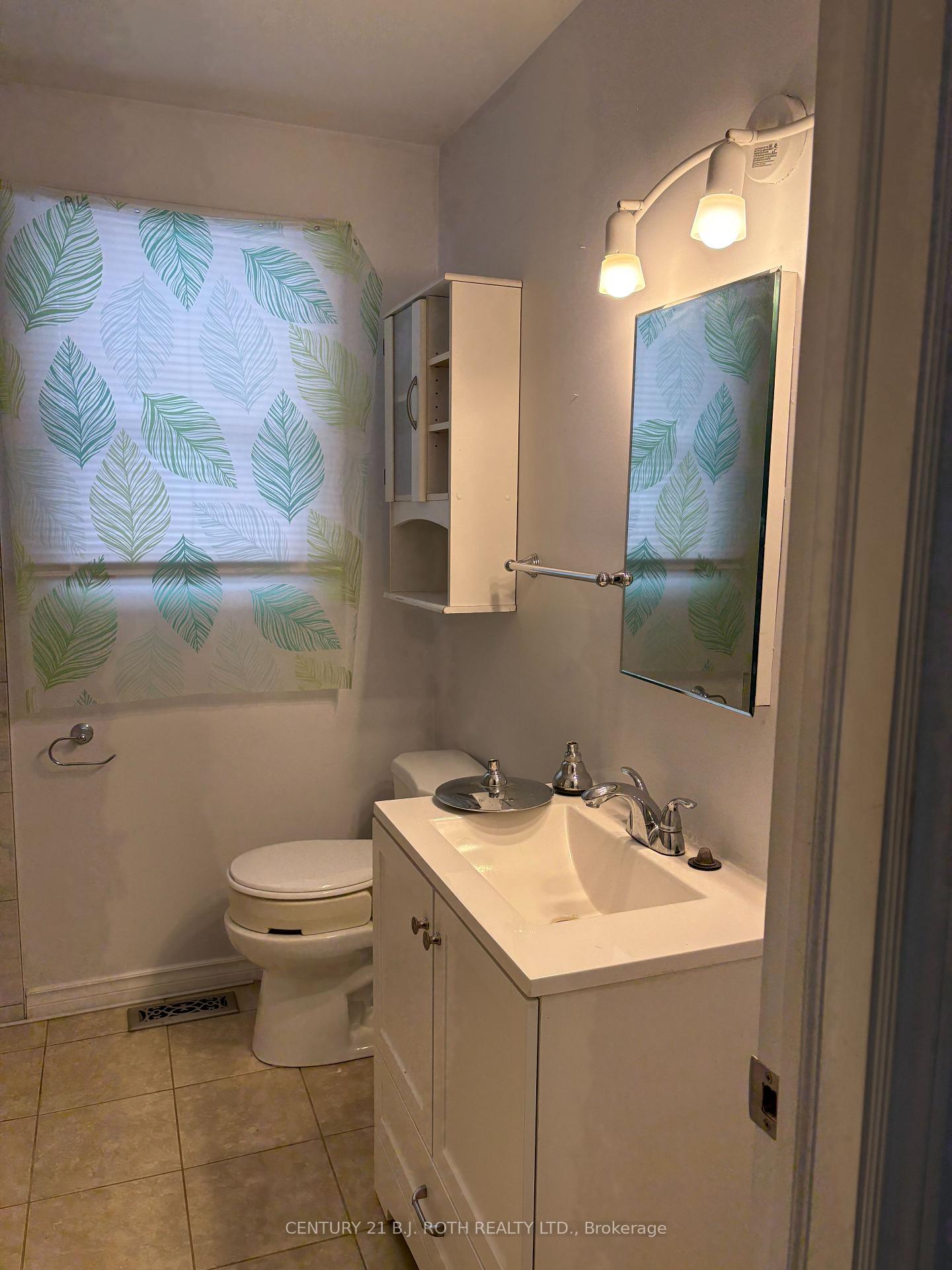 Photo 10 of 23 Bluejay Drive, Barrie, Cundles East — HOMEH