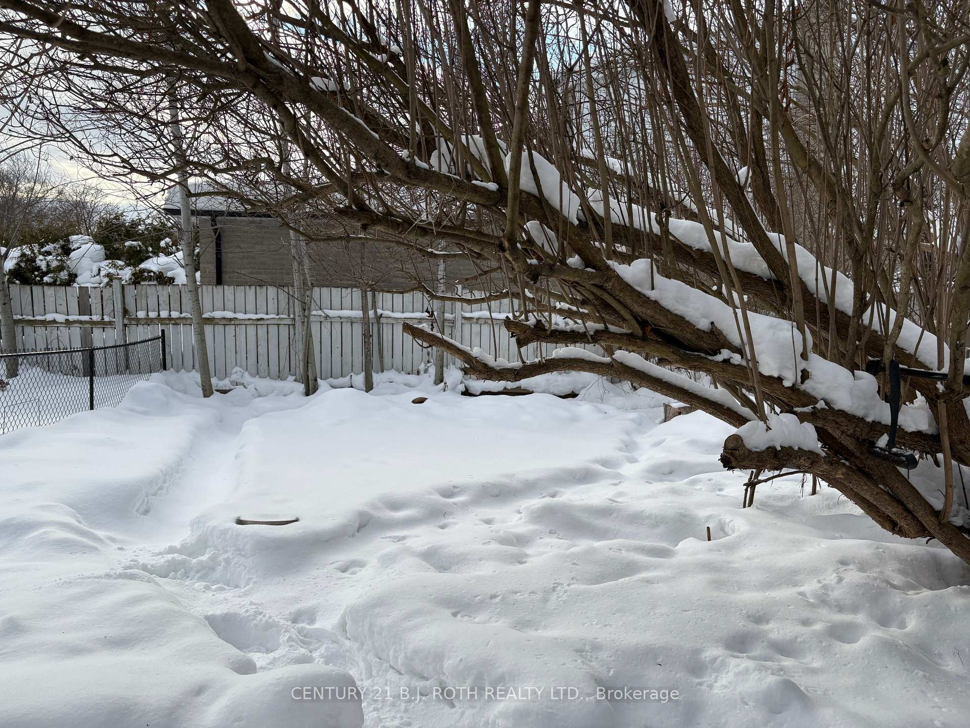 Photo 13 of 23 Bluejay Drive, Barrie, Cundles East — HOMEH
