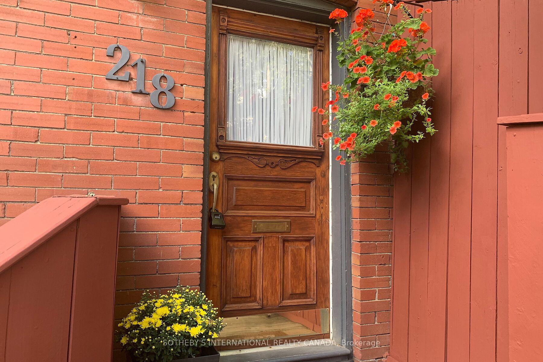 Photo 13 of 218 De Grassi Street, Toronto, South Riverdale — HOMEH