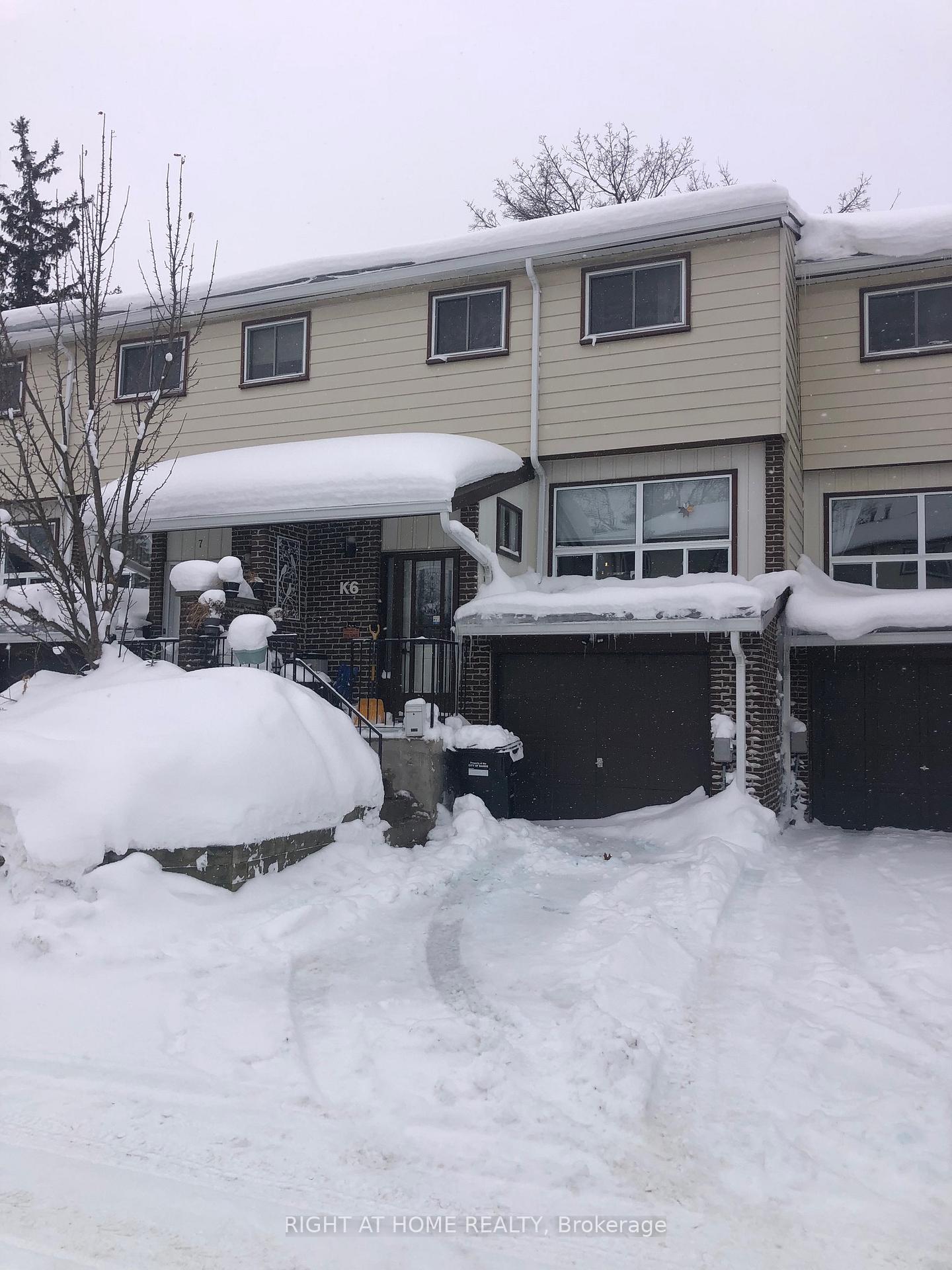 Photo 1 of Unit K6, 63 Ferris Lane, Barrie, Cundles East — HOMEH
