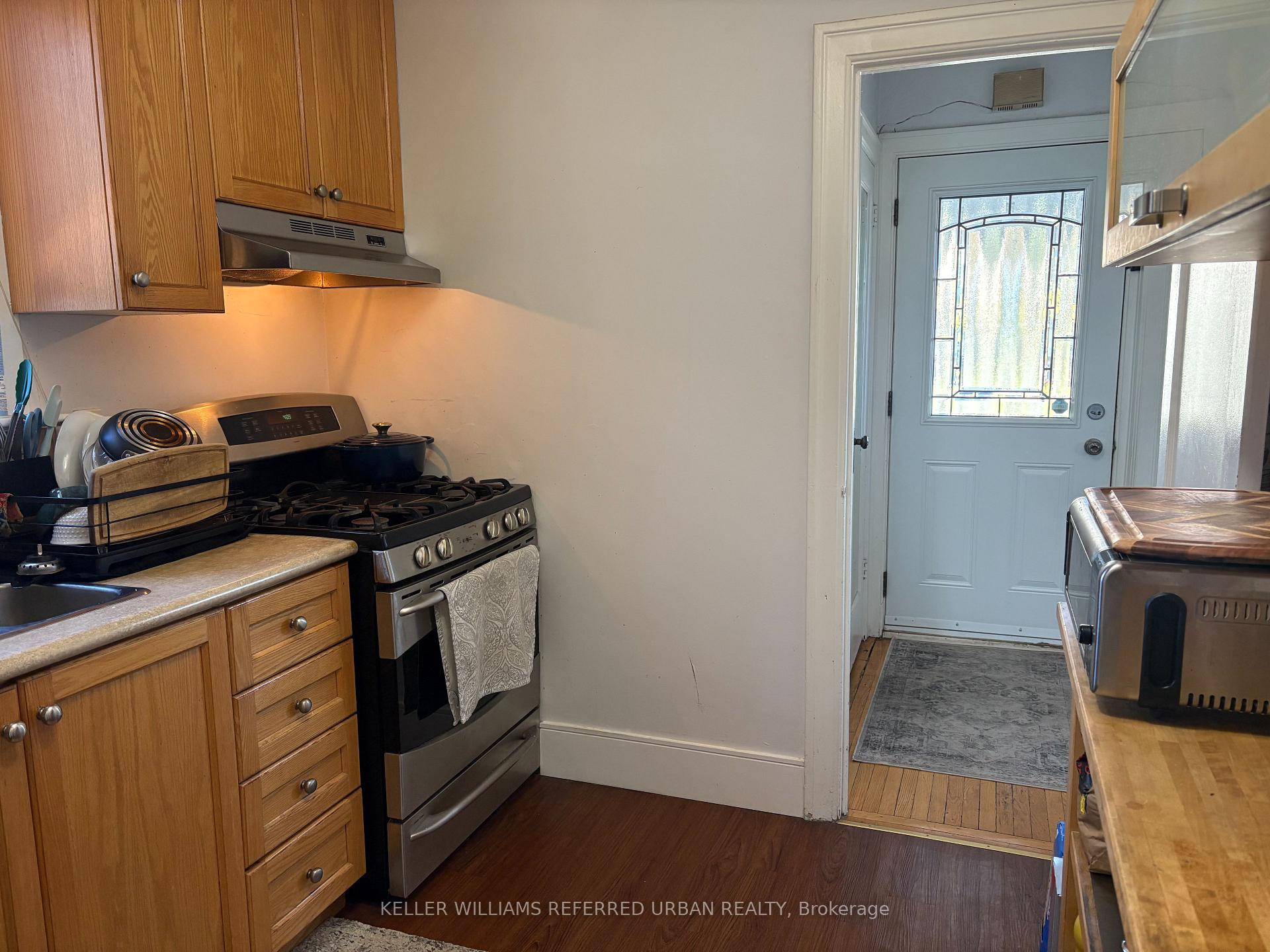Photo 11 of Unit Main, 336 Robina Avenue, Toronto, Oakwood Village — HOMEH