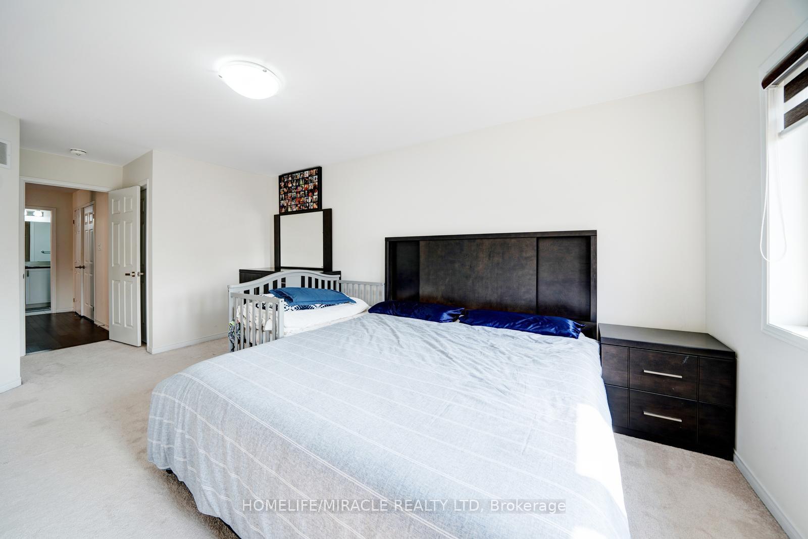 Photo 26 of 63 Auckland Drive, Whitby, Rural Whitby — HOMEH