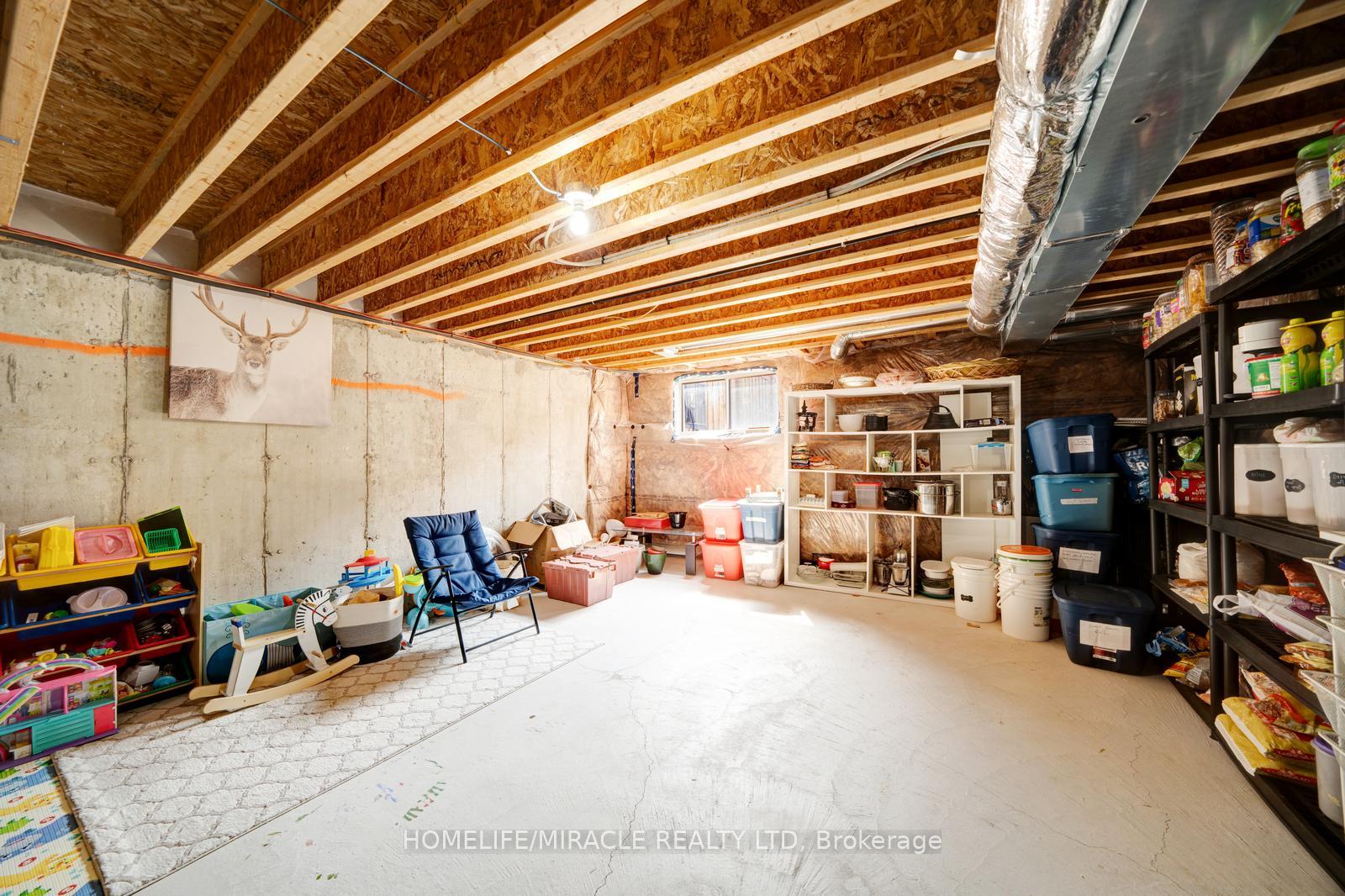 Photo 47 of 63 Auckland Drive, Whitby, Rural Whitby — HOMEH