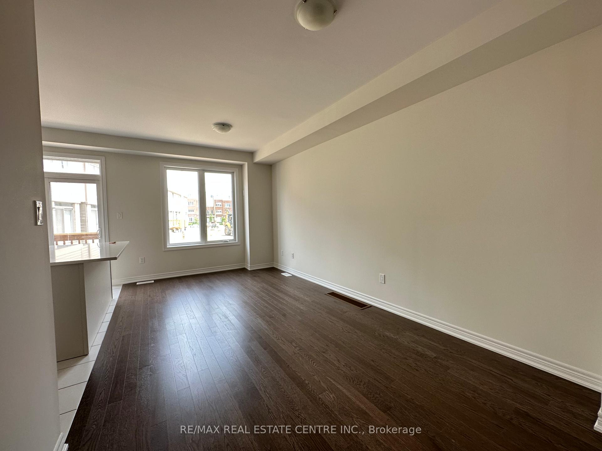 Photo 12 of 100 Bayardo Drive, Oshawa, Windfields — HOMEH