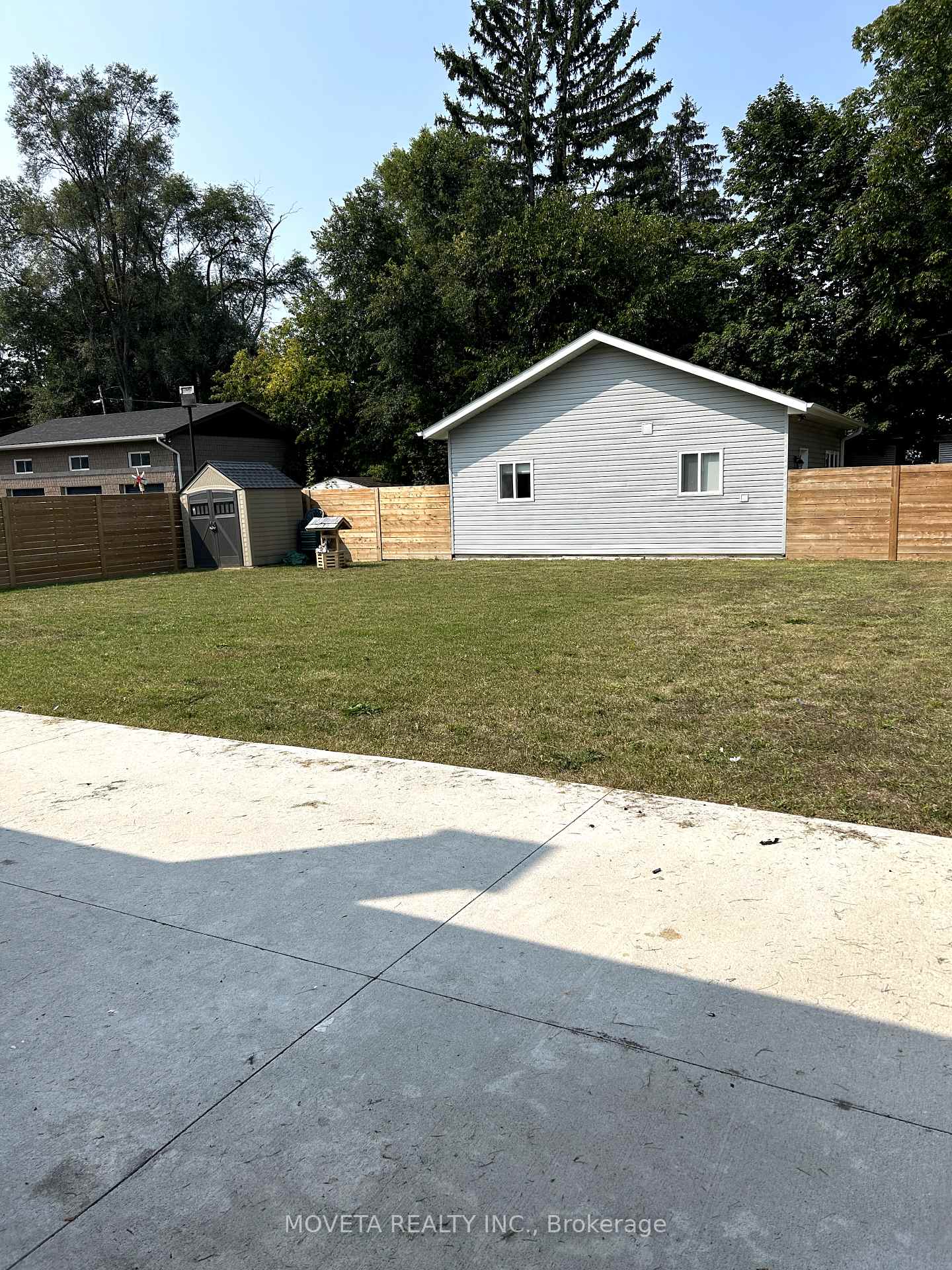 Photo 19 of 111 Essa Road, Barrie, Allandale — HOMEH