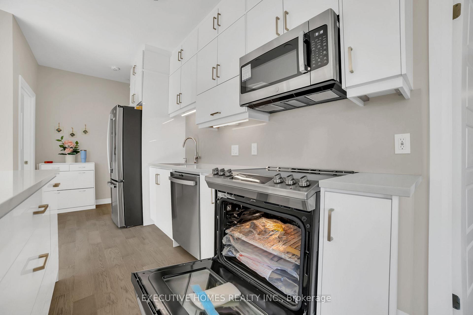 Photo 10 of Unit 208, 3265 Carding Mill Trail, Oakville, Glenorchy — HOMEH