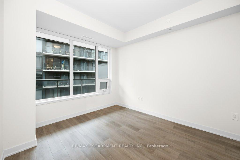 Photo 10 of Unit 1208, 212 King William Street, Hamilton, Beasley — HOMEH