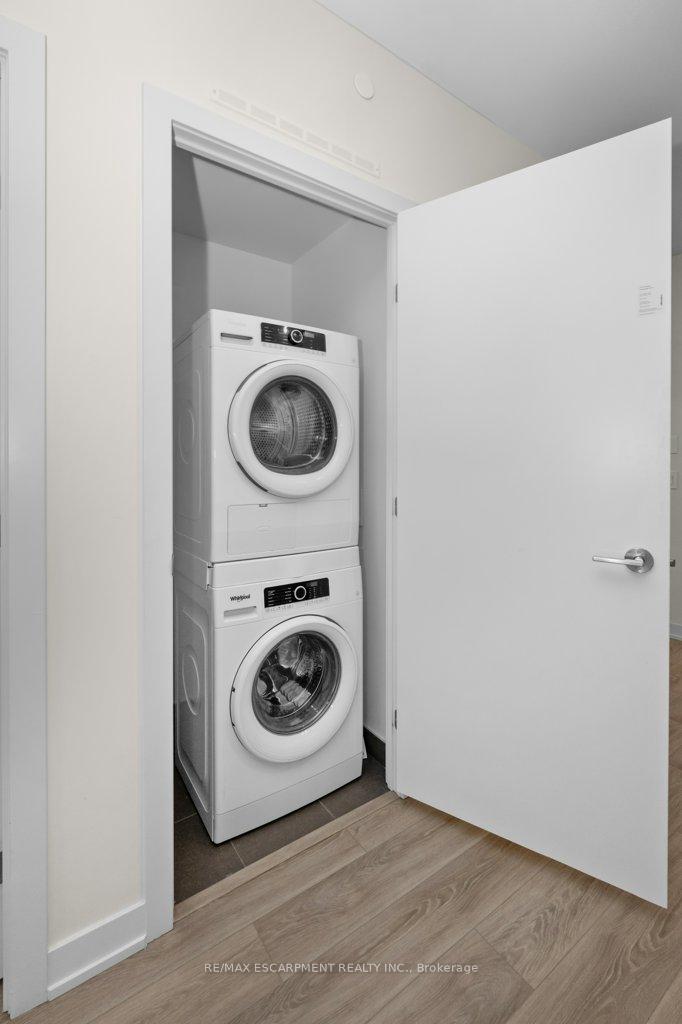 Photo 16 of Unit 1208, 212 King William Street, Hamilton, Beasley — HOMEH