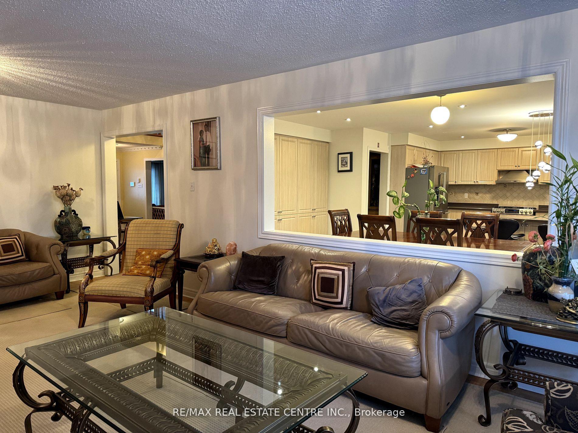 Photo 10 of 40 Giza Crescent, Brampton, Sandringham-Wellington — HOMEH