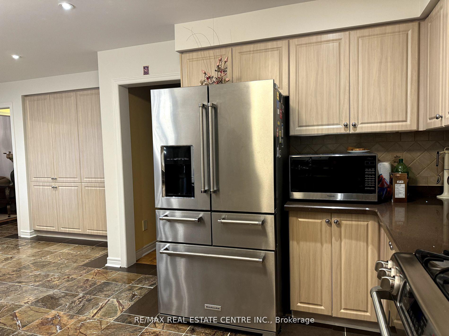 Photo 4 of 40 Giza Crescent, Brampton, Sandringham-Wellington — HOMEH