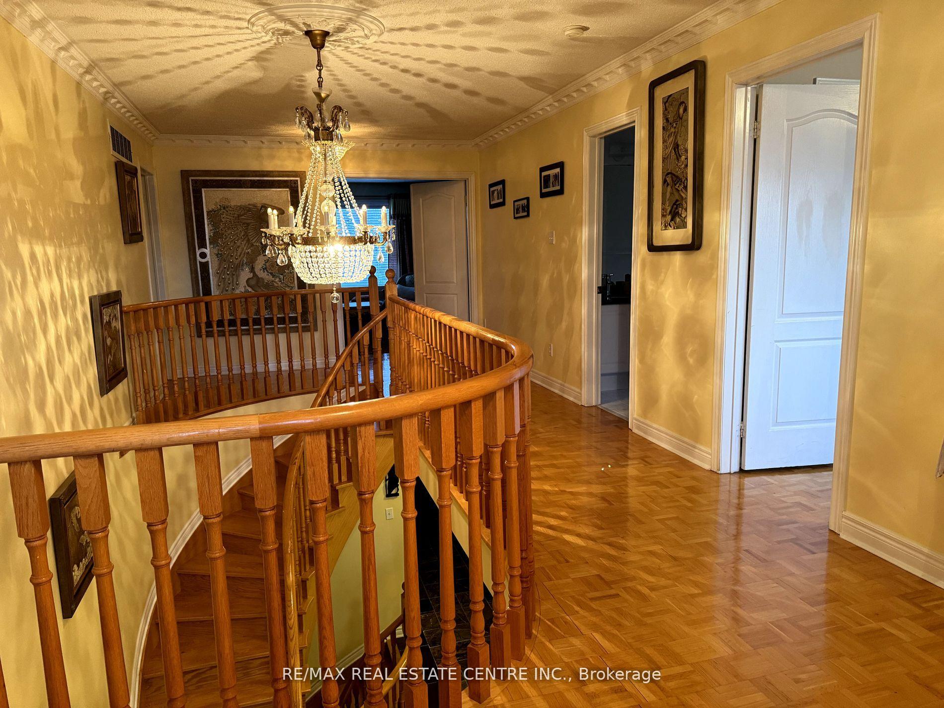 Photo 23 of 40 Giza Crescent, Brampton, Sandringham-Wellington — HOMEH