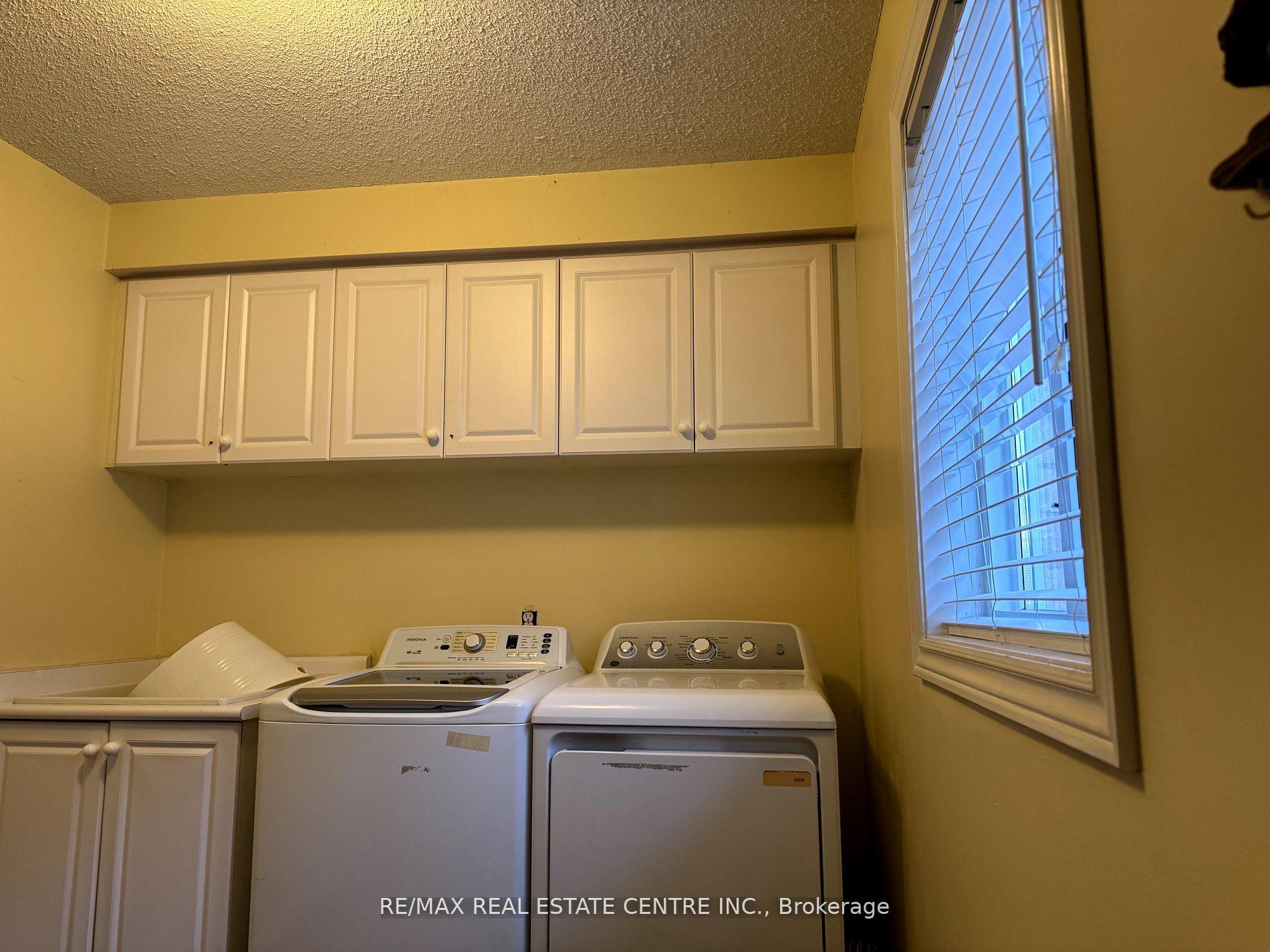 Photo 19 of 40 Giza Crescent, Brampton, Sandringham-Wellington — HOMEH
