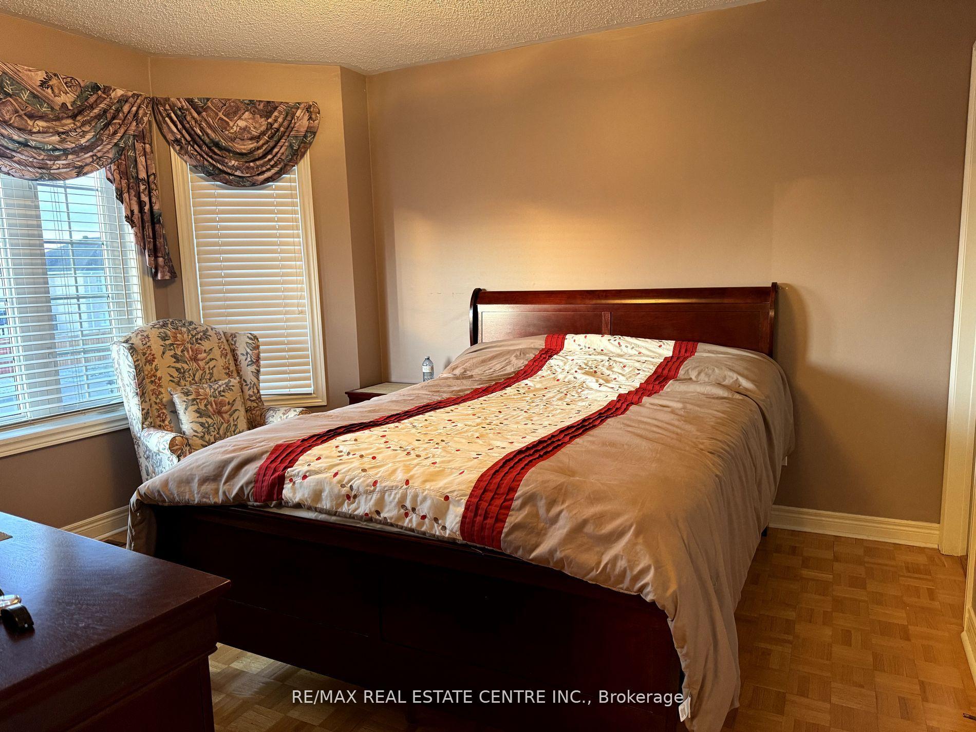 Photo 20 of 40 Giza Crescent, Brampton, Sandringham-Wellington — HOMEH