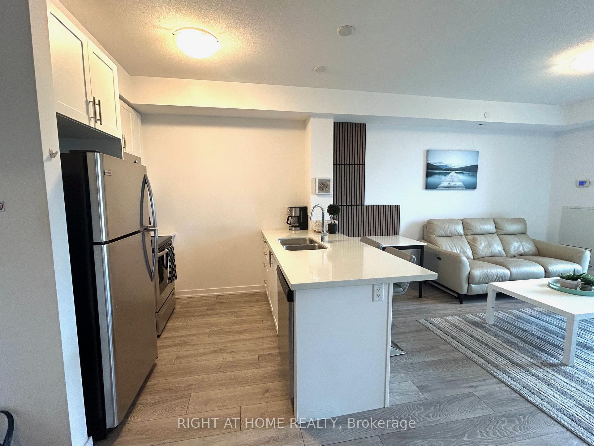 Photo 4 of Unit 227, 125 Shoreview Place, Hamilton, Lakeshore — HOMEH