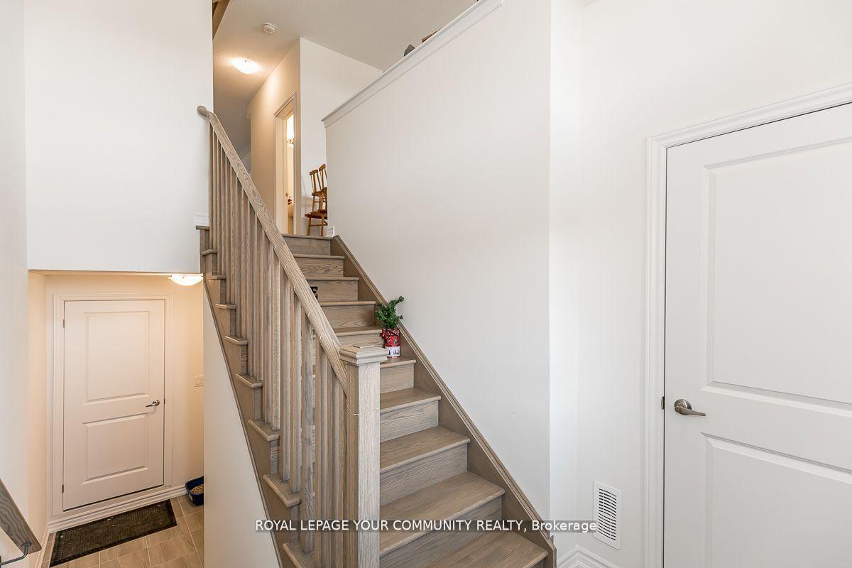 Photo 7 of 2203 Grainger Loop, Innisfil, Alcona — HOMEH