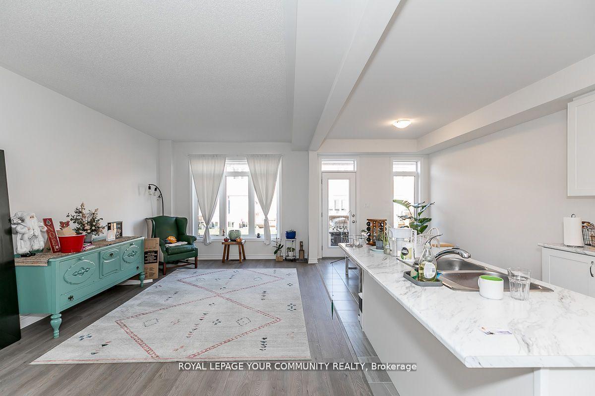 Photo 13 of 2203 Grainger Loop, Innisfil, Alcona — HOMEH