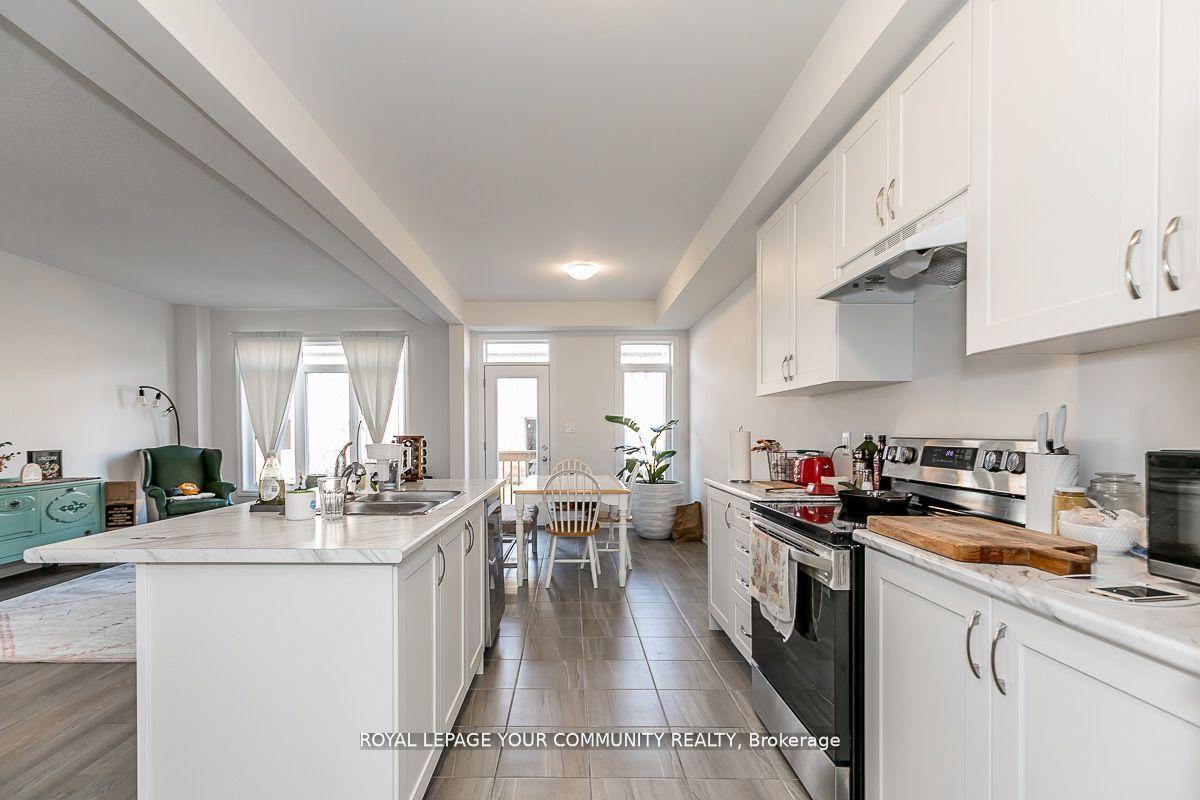 Photo 4 of 2203 Grainger Loop, Innisfil, Alcona — HOMEH