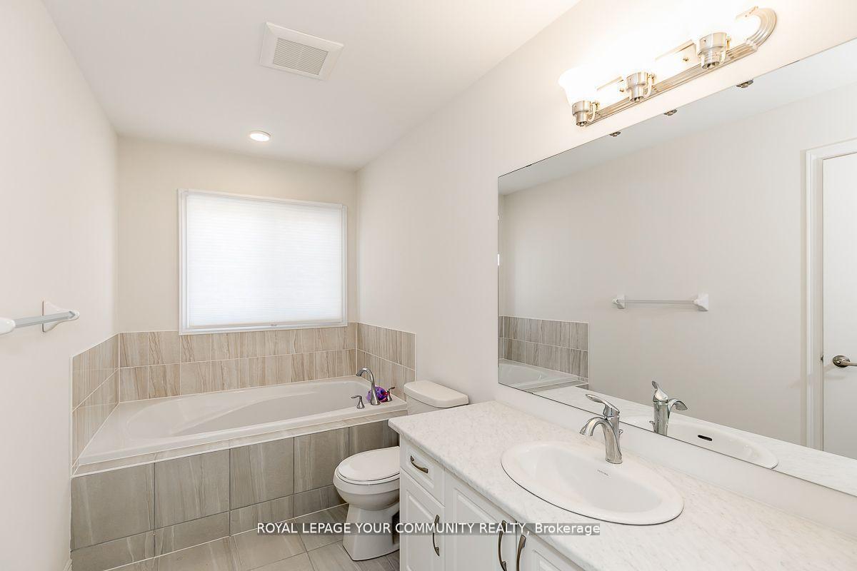 Photo 19 of 2203 Grainger Loop, Innisfil, Alcona — HOMEH