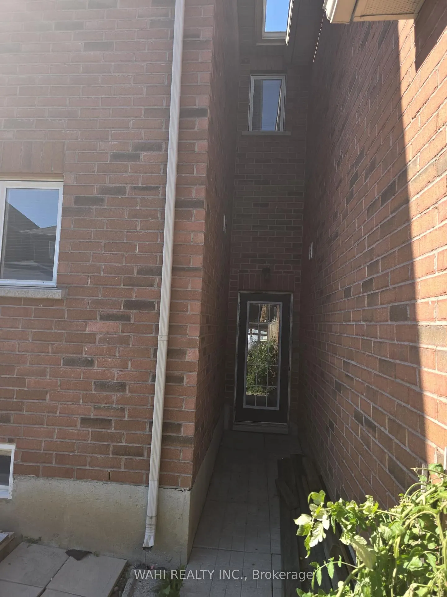 Photo 12 of 8 Lockport Way, Hamilton, Fruitland — HOMEH