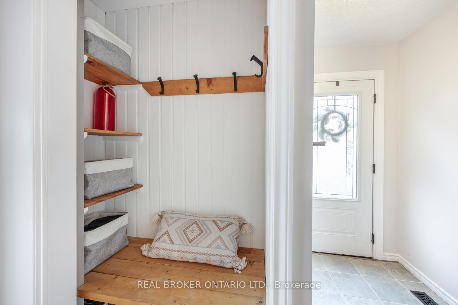 Photo 8 of 96 Martin Road, Clarington, Bowmanville — HOMEH