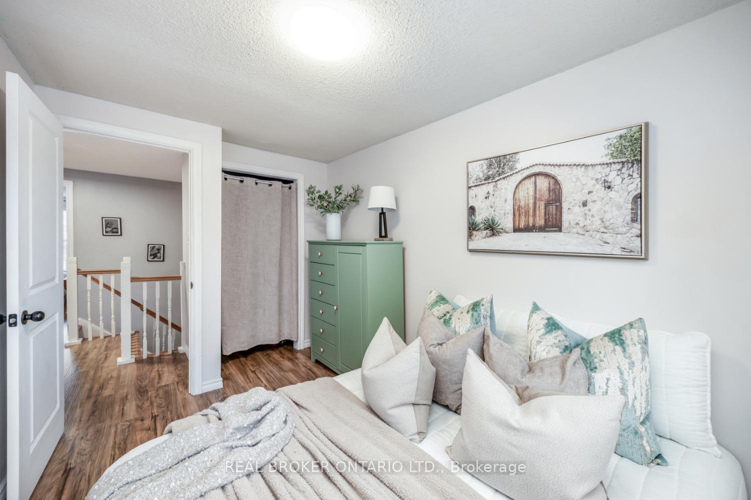 Photo 26 of 96 Martin Road, Clarington, Bowmanville — HOMEH